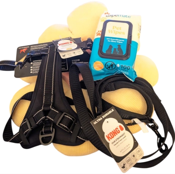 ​New KONG & Wipemate Dog Bundle Harness/Leash/Wipes - Picture 1 of 11